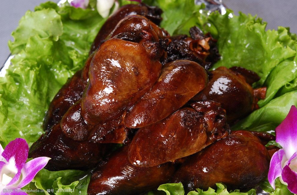 石头烤羊心图片