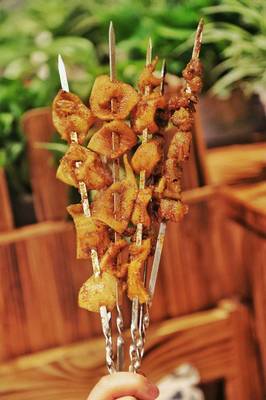 易建联、苏有朋都爱的羊肉店终于来如皋了!来就送你半斤羊肉!