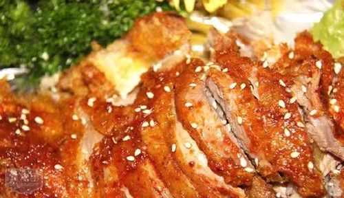 坐拥湖光山色，尽享垂钓采摘露营之趣——近郊理想去处，烤全羊盛宴不容错过