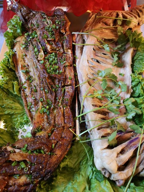 冬日西安除了一碗羊肉泡馍这只烤全羊让我深深爱恋